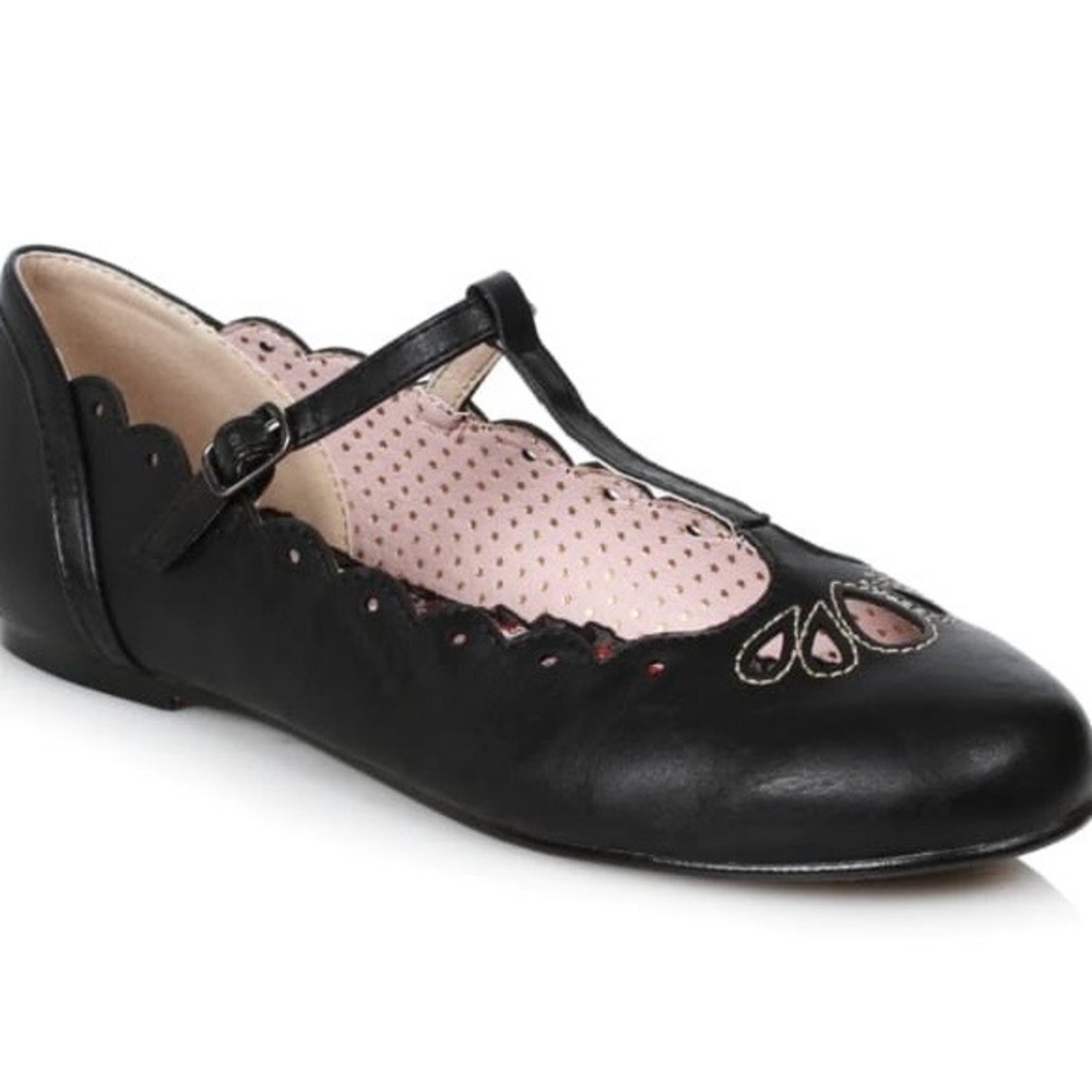 Bettie Page Black Flats Size 6
